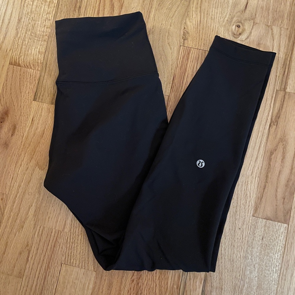 Wunder train tight 25” size 6
